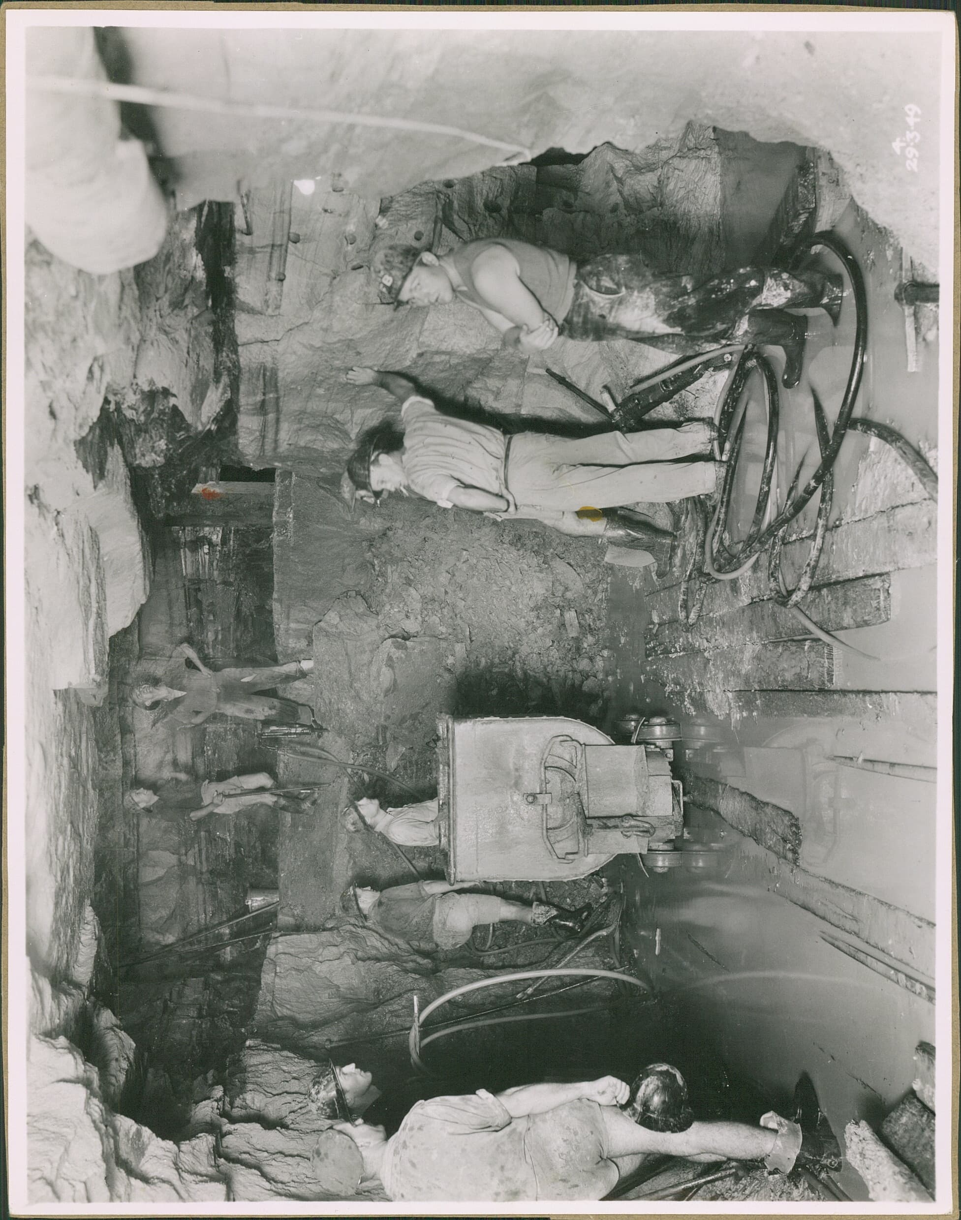 Warragamba Dam construction photo 5